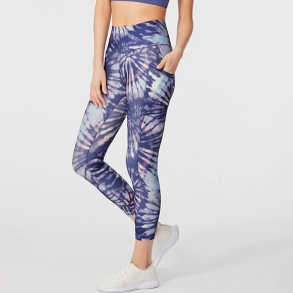 electric tie-dye-print capri legging (fit like 7/8 length)